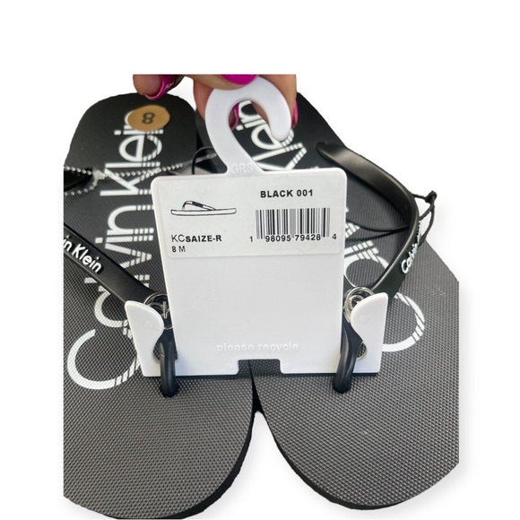 Calvin Klein Slippers -NWT - Picture 2 of 3